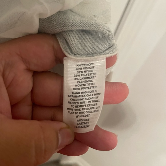 Chelsea 28 Sweater - Picture 3 of 4